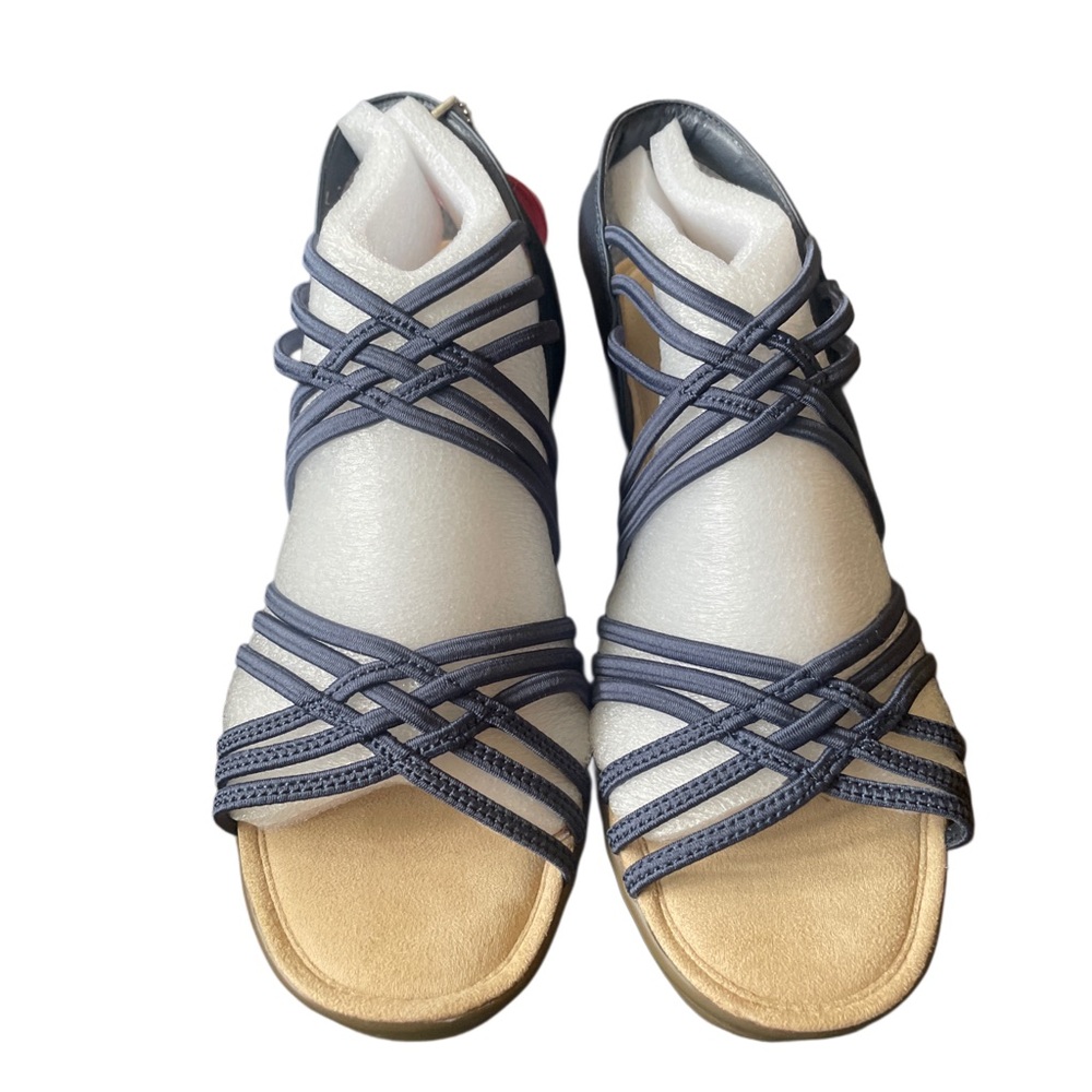 Skechers Women's Petite Parallel Strappy Sandal, Navy, 9.5